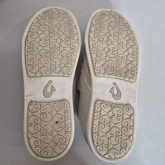 Olukai Women's Pehuea Slip-On Drop-In Heel Casual Breathable Sneaker - Size 10 - Picture 14 of 16